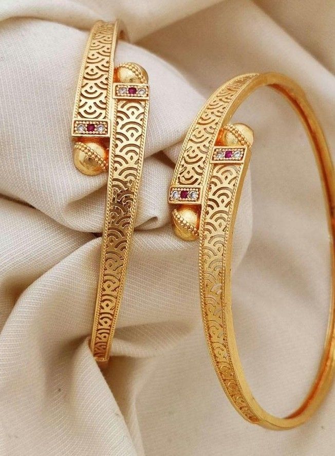 Bangles - Master Jewellers