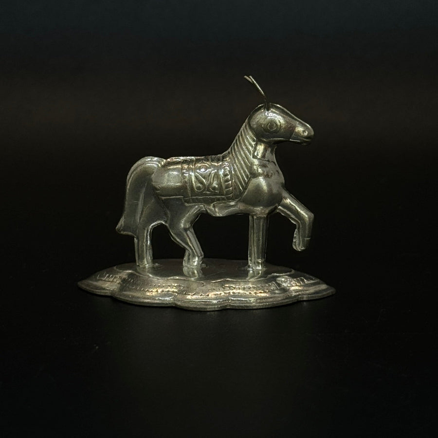 Pure Silver Horse Statue - Master JewellersSilver Statue